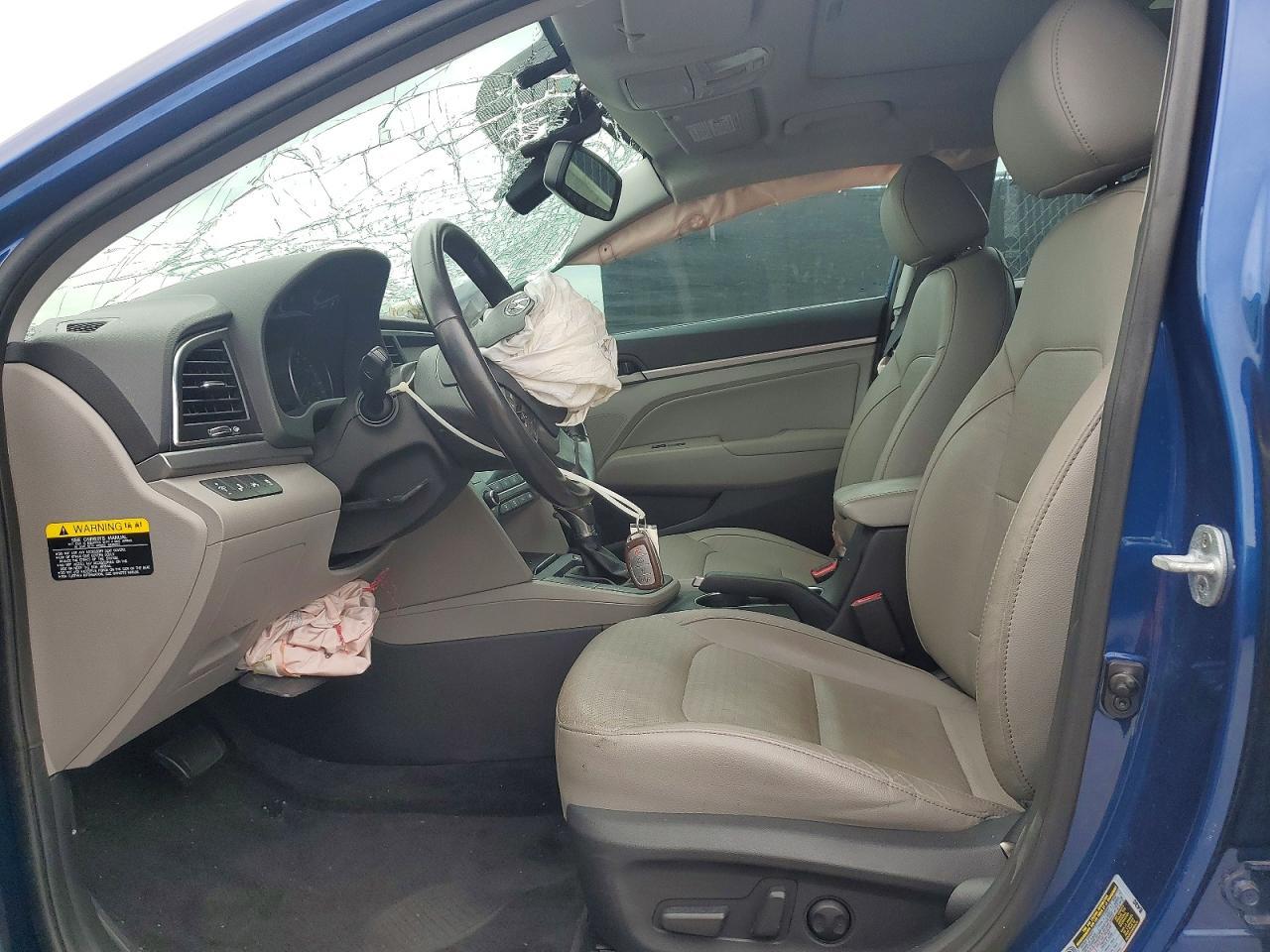 2017 Hyundai Elantra Limited - Image 7