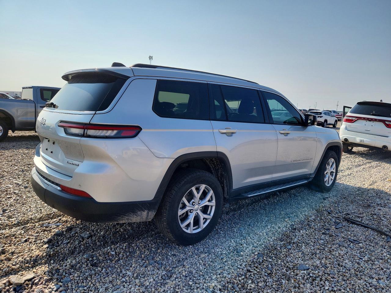 2021 Jeep Grand Cherokee L Limited - Image 3