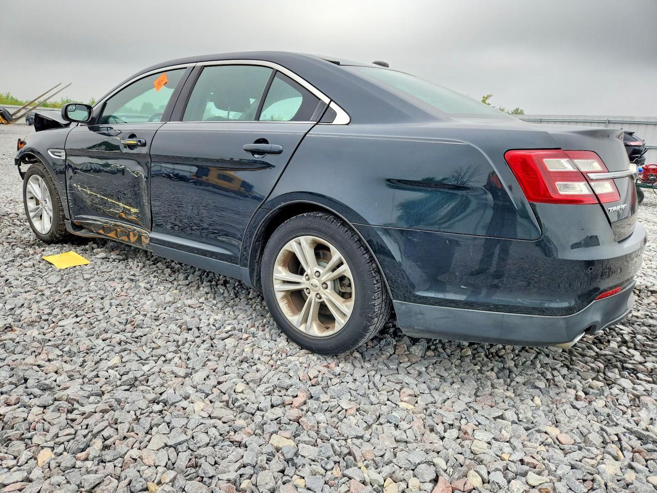 2014 Ford Taurus Sel - Image 2