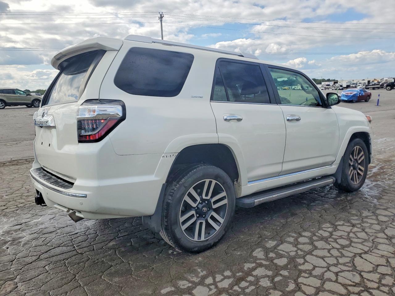 2018 Toyota 4Runner Limited - Image 3
