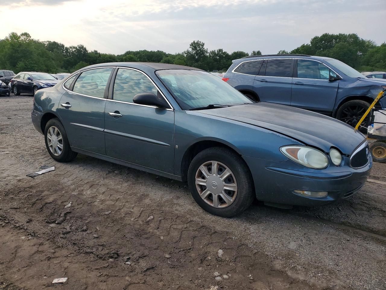 2006 Buick Lacrosse Cx - Image 4