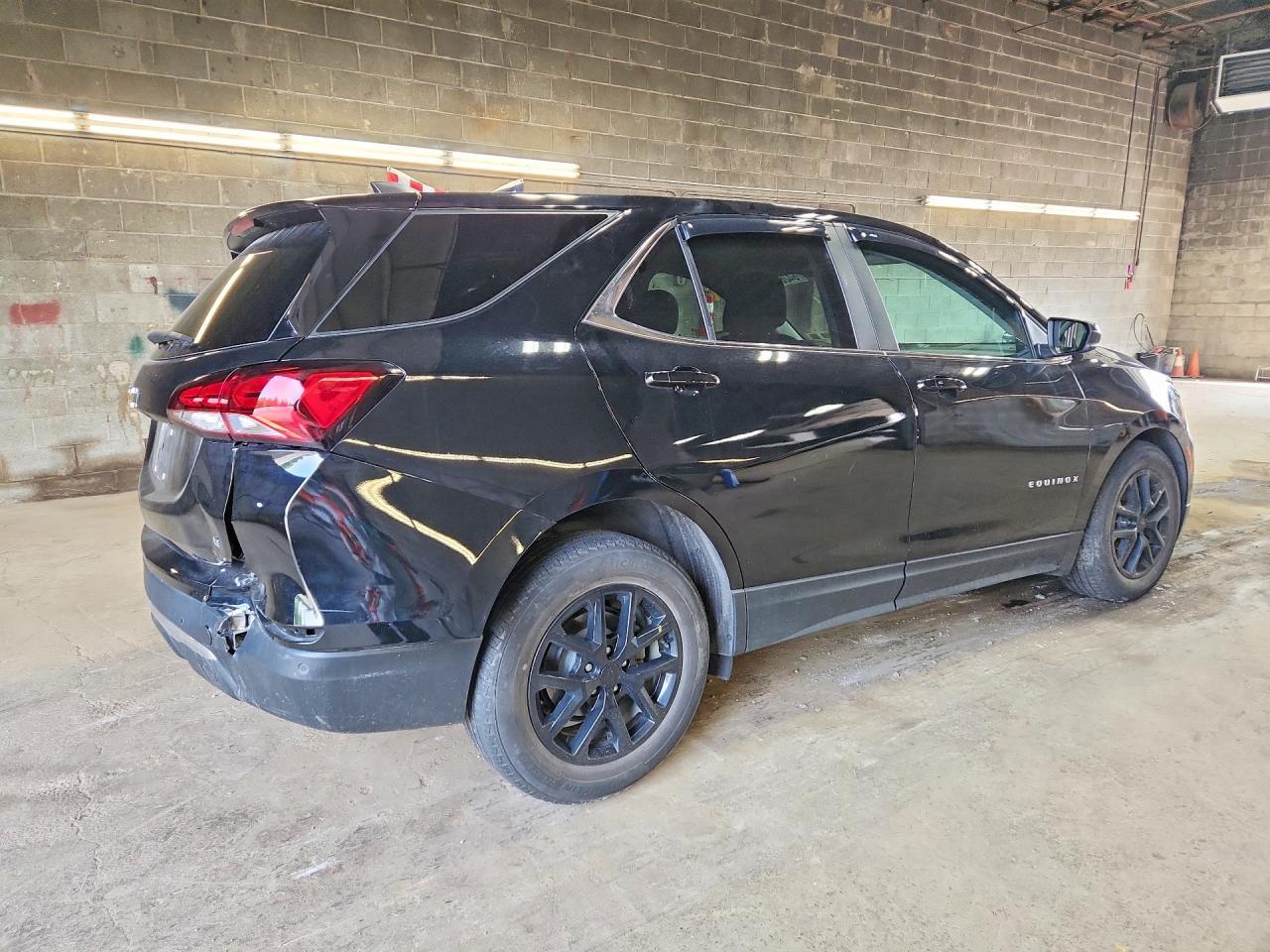 2023 Chevrolet Equinox Lt - Image 3