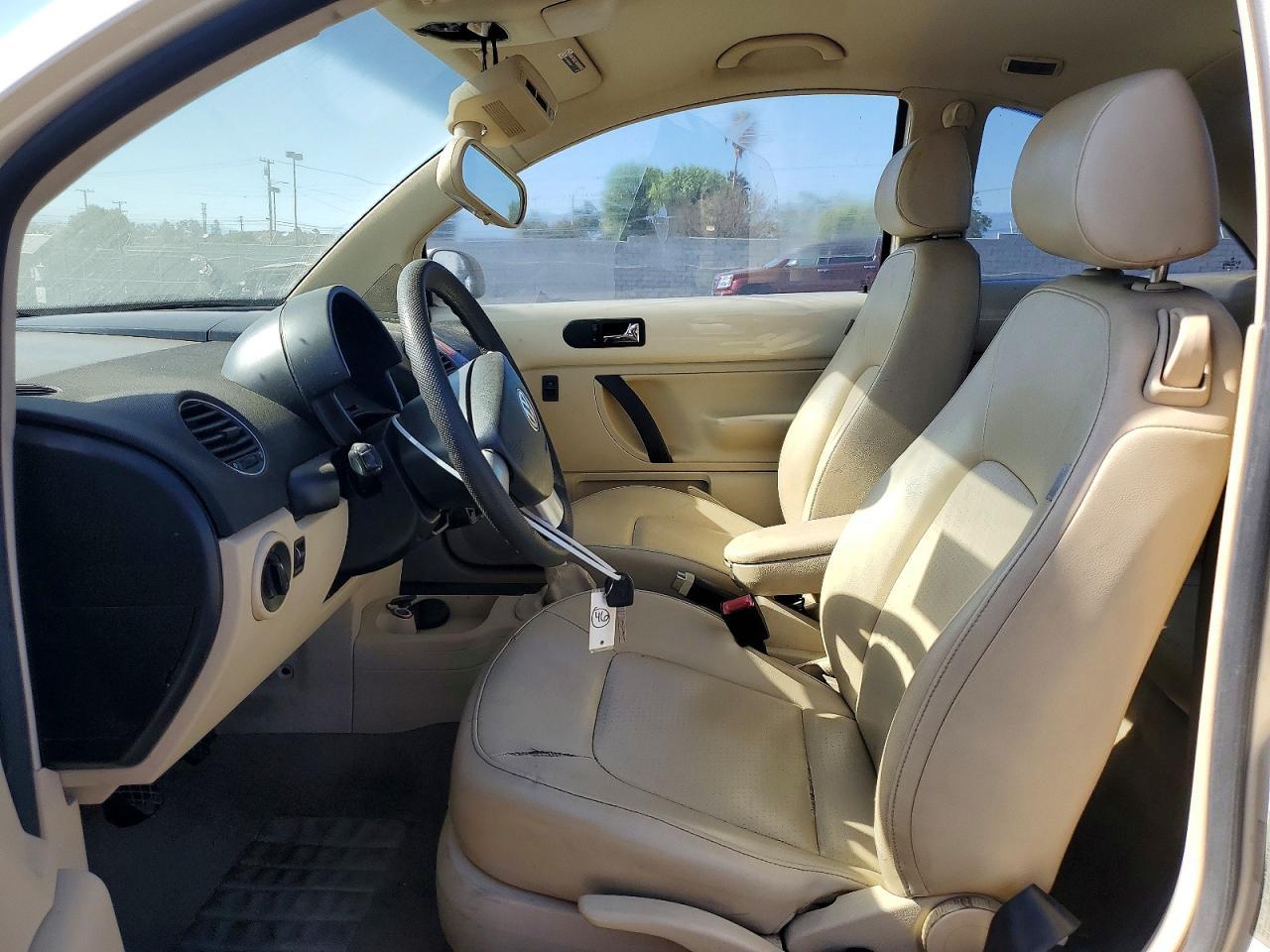2008 Volkswagen New Beetle S - Фото 7