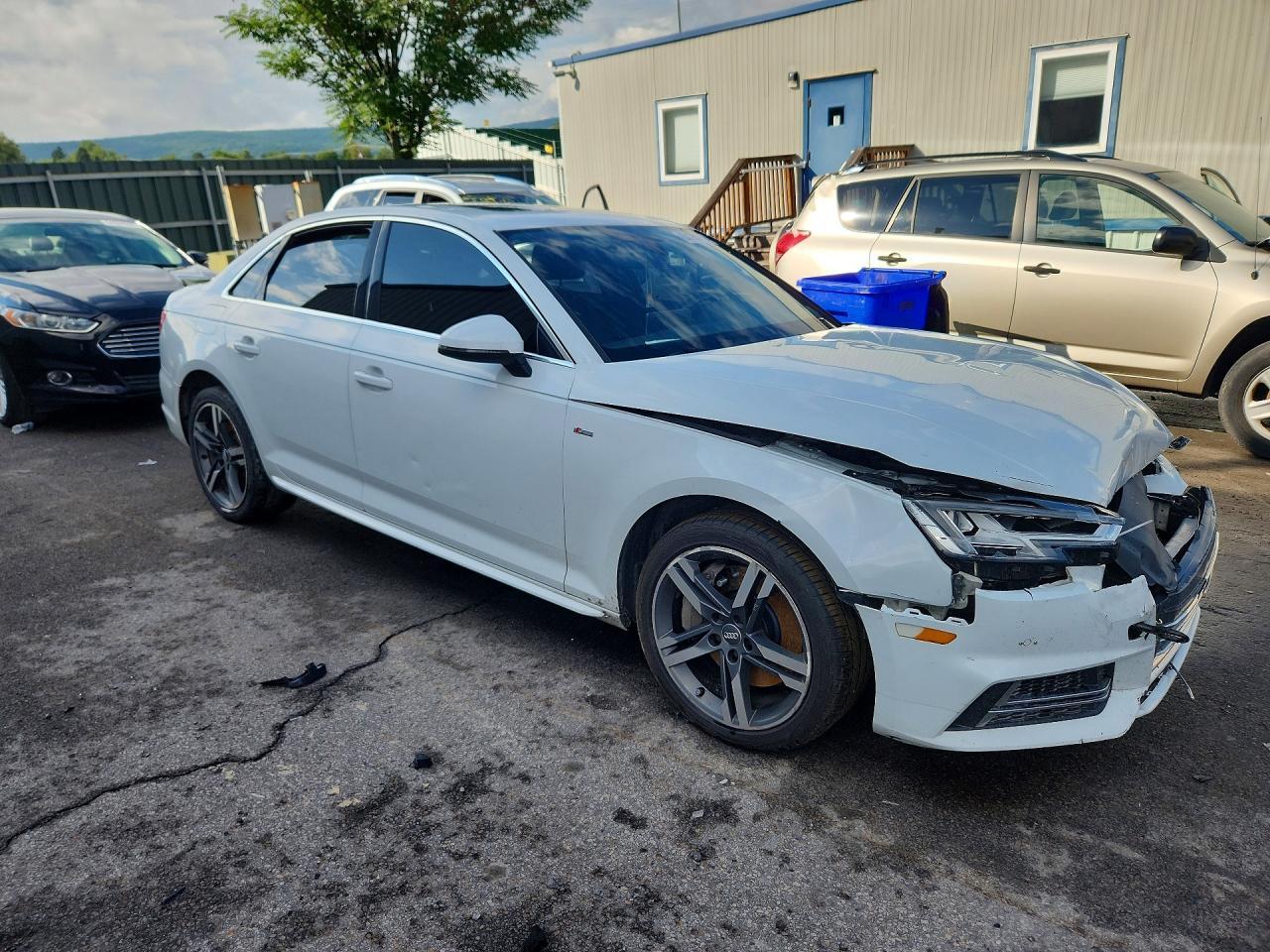 2017 Audi A4 Premium Plus - Фото 4