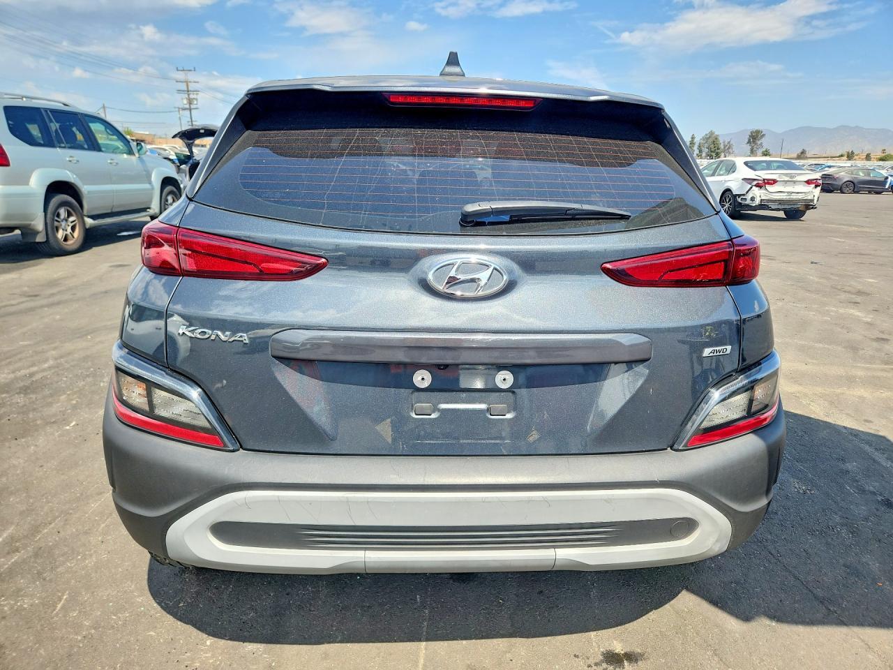 2022 Hyundai Kona Se - Image 6