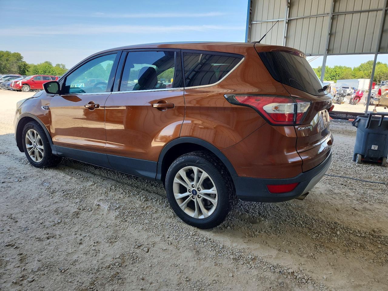 2017 Ford Escape Se - Фото 2