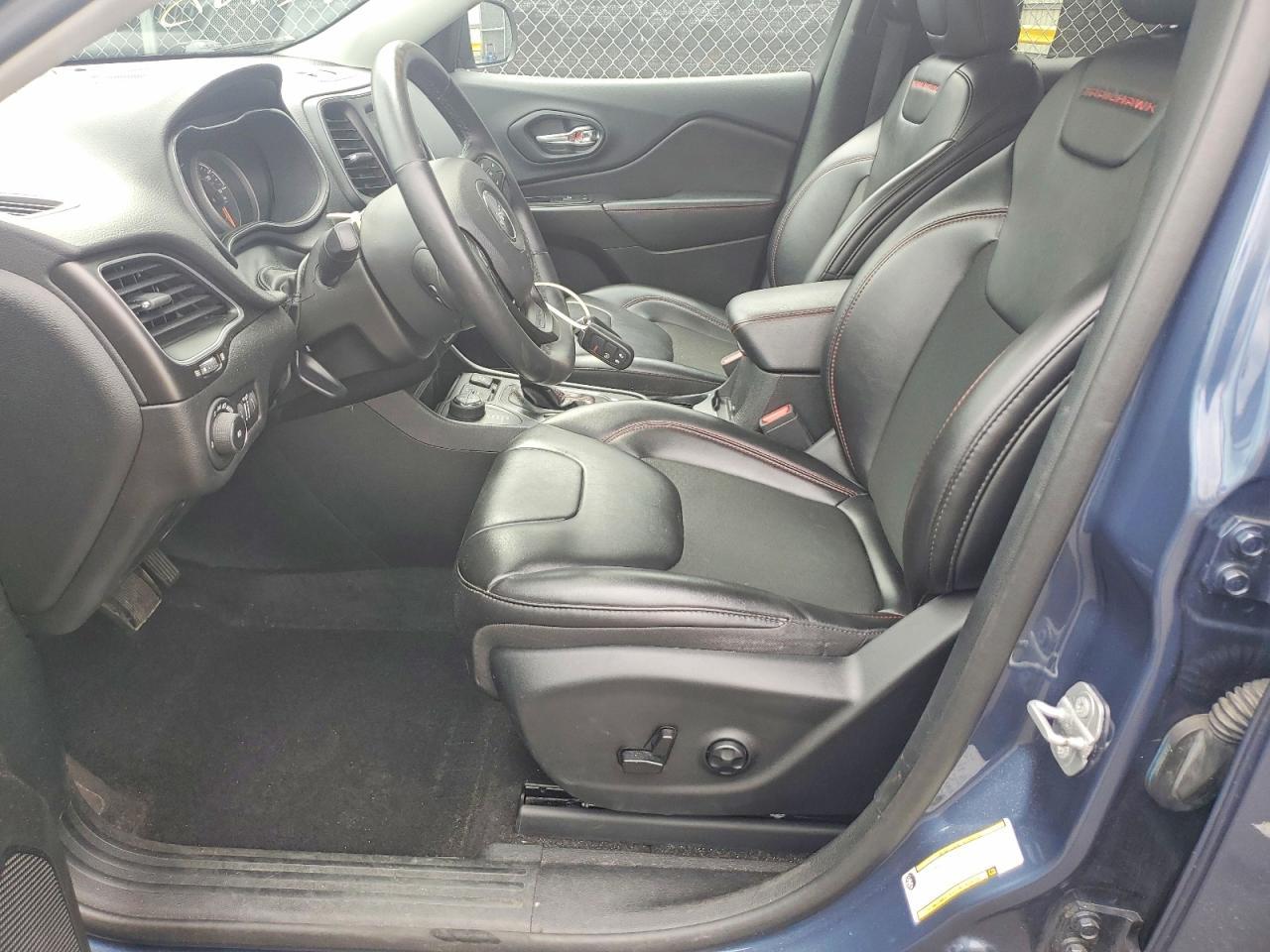 2019 Jeep Cherokee Trailhawk - Image 7