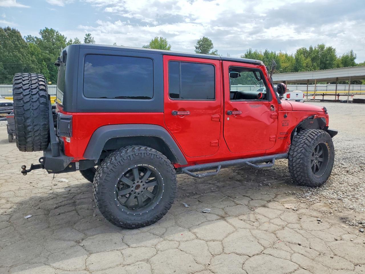 2015 Jeep Wrangler Unlimited Sport - Фото 3