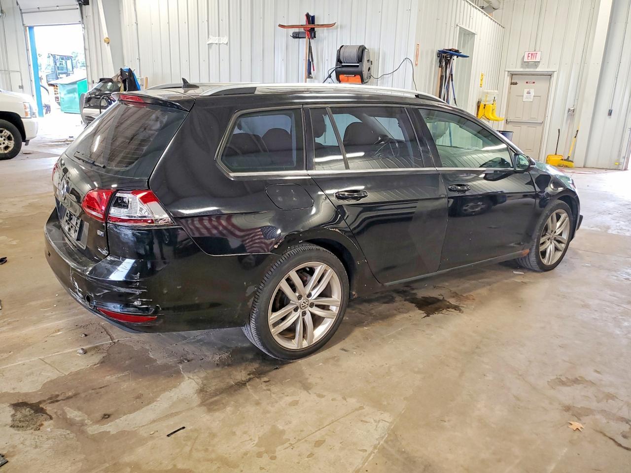 2015 Volkswagen Golf Sportwagen Tdi S - Фото 3