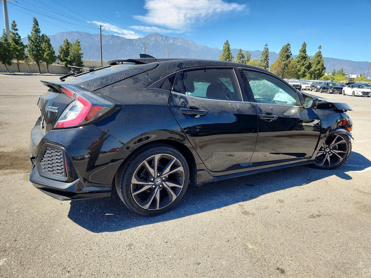 2017 Honda Civic Sport Touring - Фото 3
