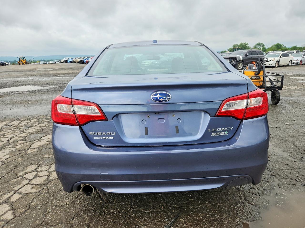 2015 Subaru Legacy 2.5I Limited - Image 6