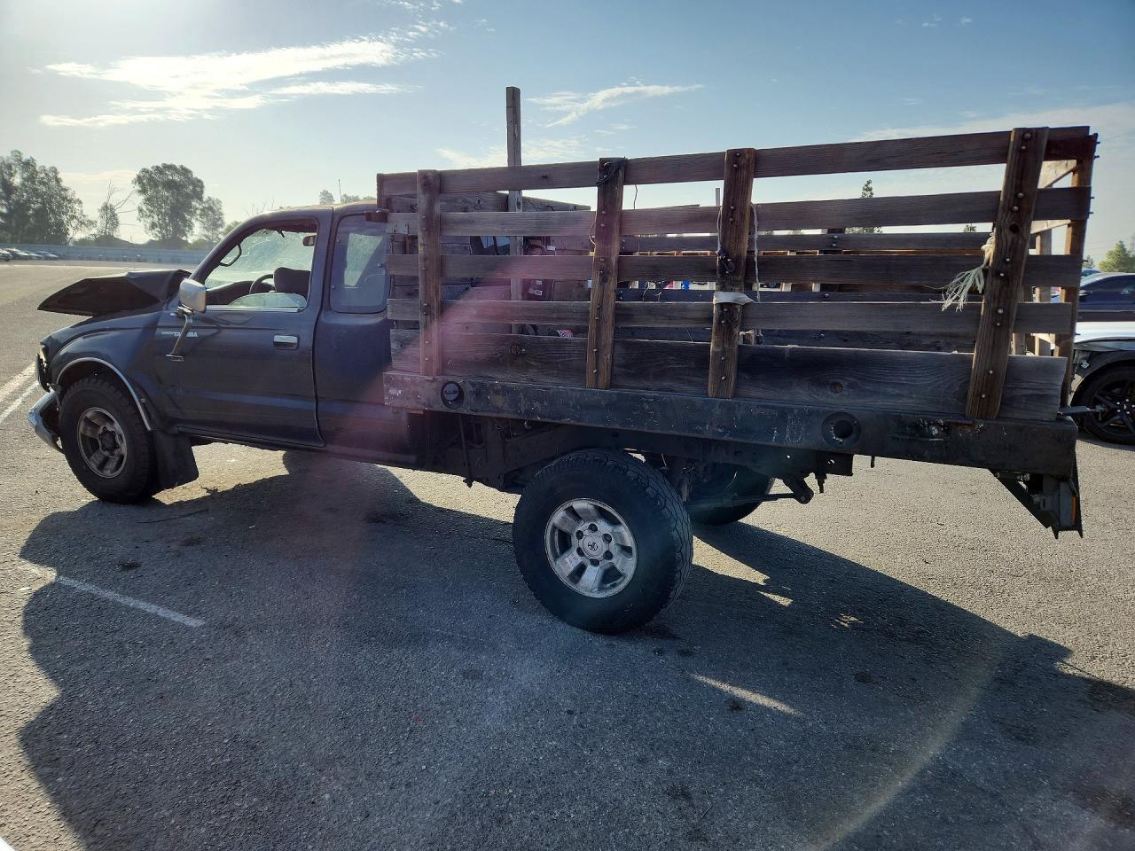 1999 Toyota Tacoma V6 - Фото 2