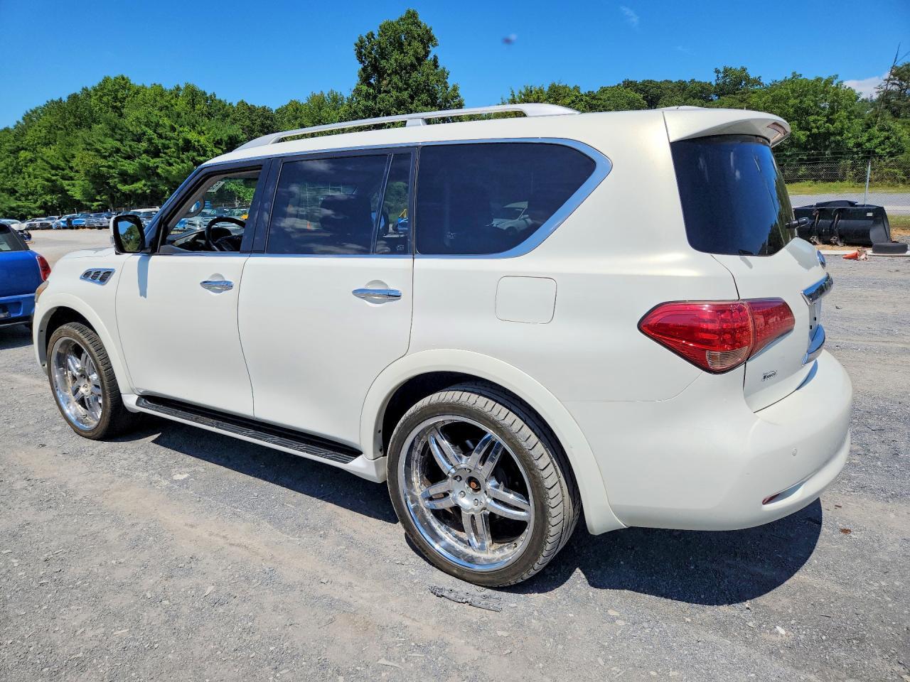 2012 Infiniti Qx56 Base - Image 2