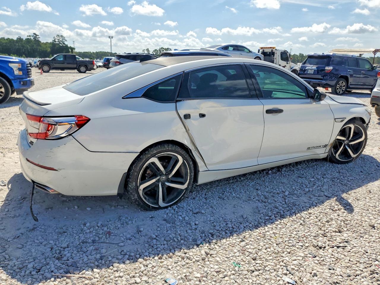 2018 Honda Accord Sport - Image 3