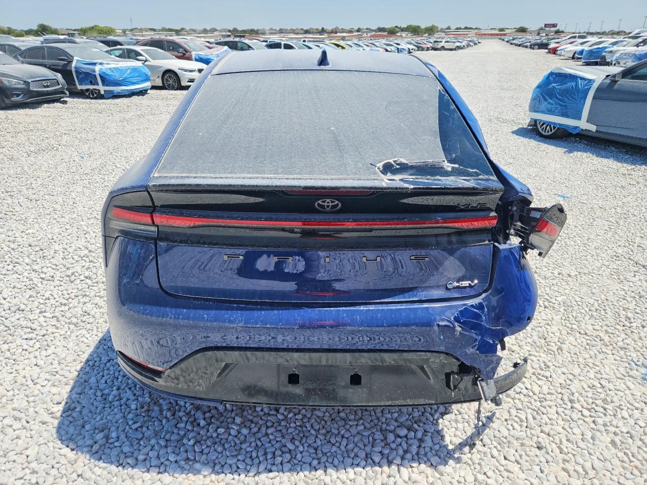 2025 Toyota Prius - Image 6