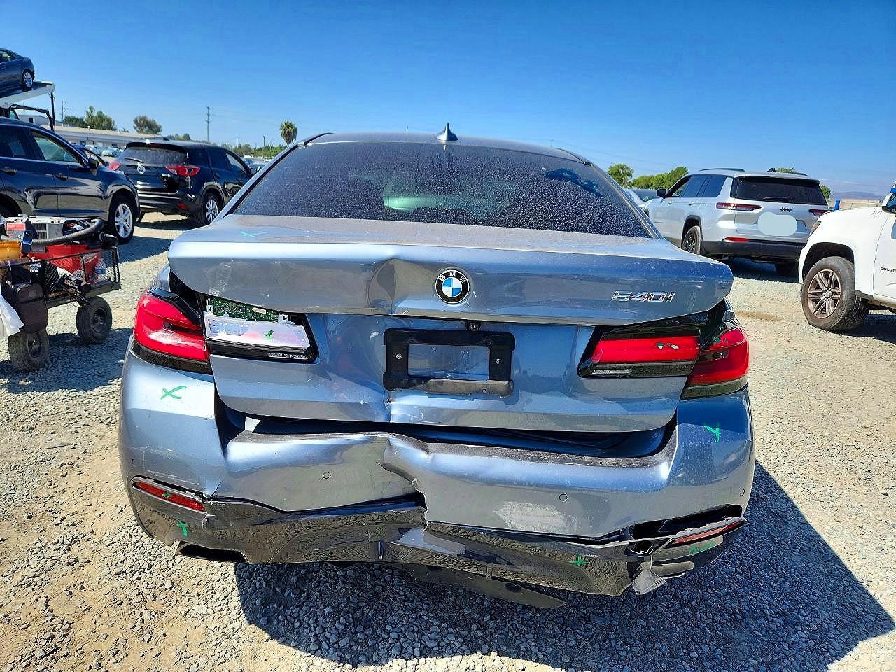 2021 BMW 540 I - Фото 6