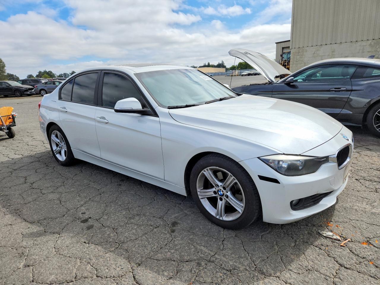 2013 BMW 328 I Sulev - Фото 4