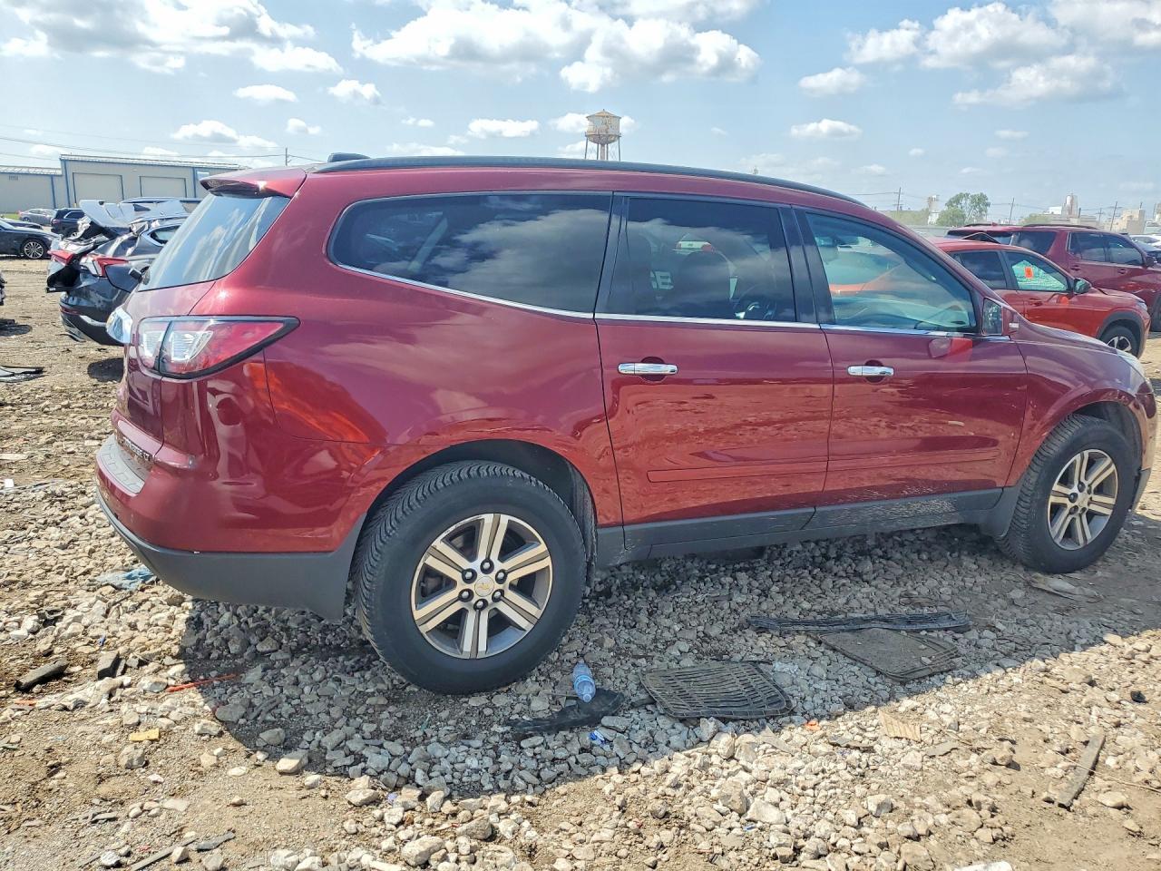 2016 Chevrolet Traverse Lt - Image 3