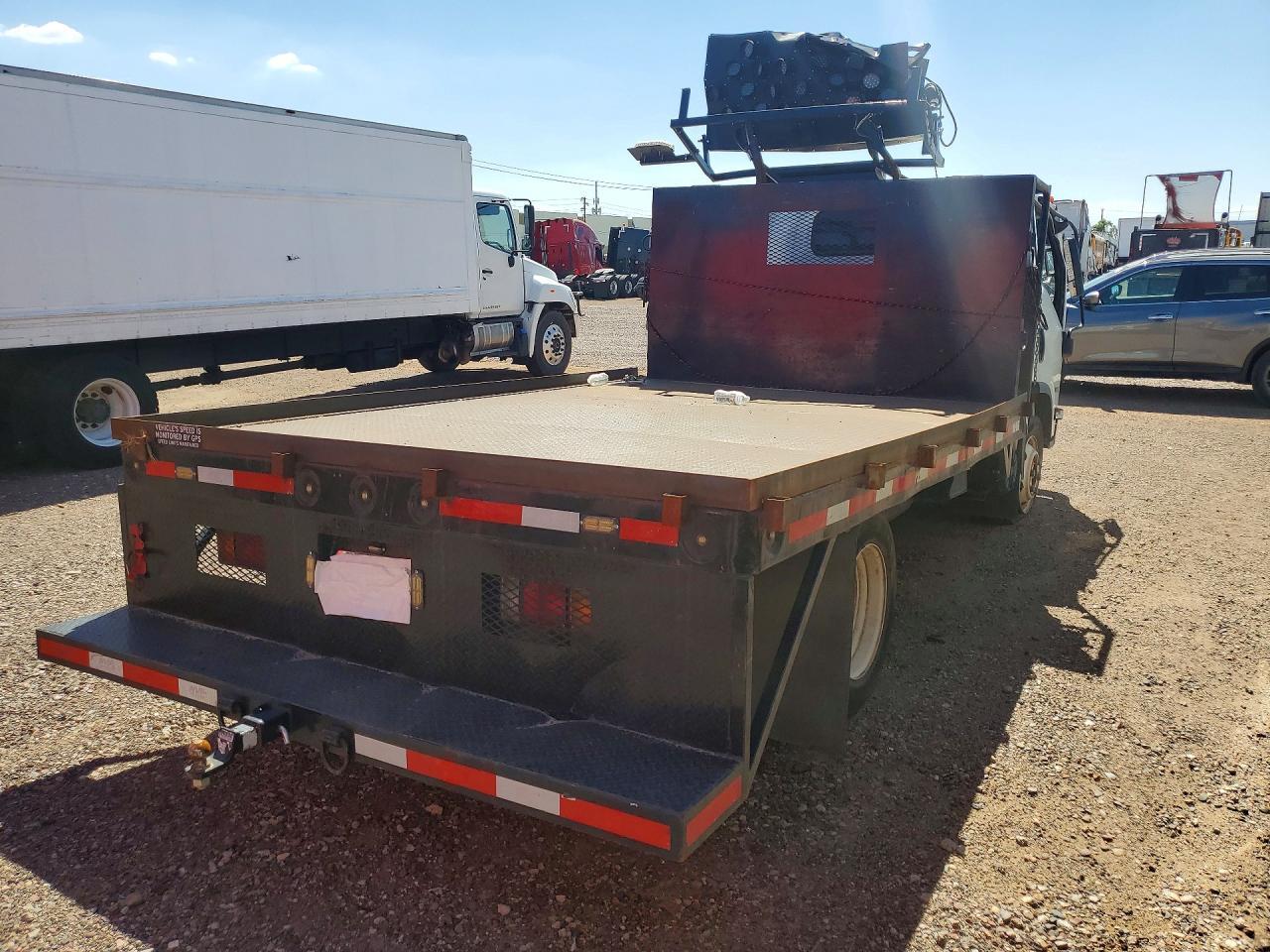 2024 Isuzu Npr Hd - Фото 3