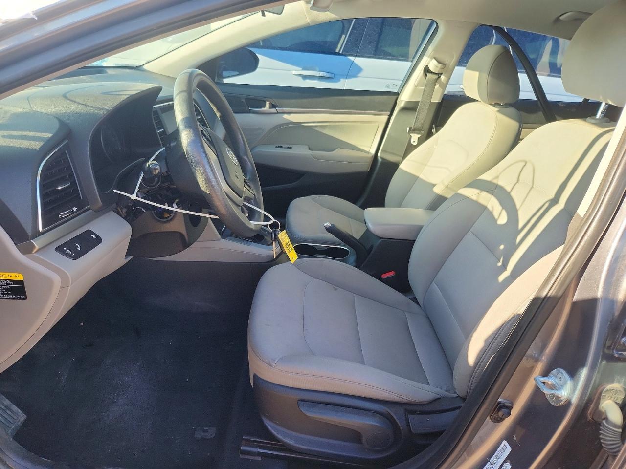 2018 Hyundai Elantra - Фото 7