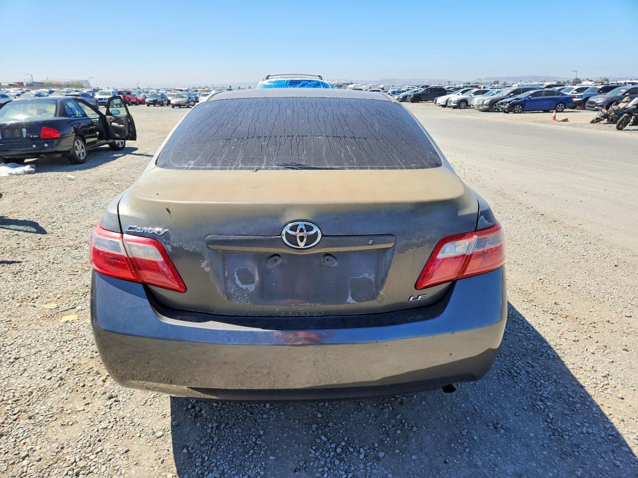 2009 Toyota Camry Le - Фото 6