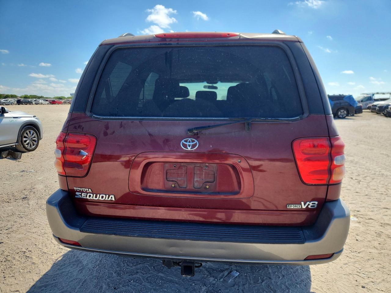 2004 Toyota Sequoia Sr5 - Фото 6