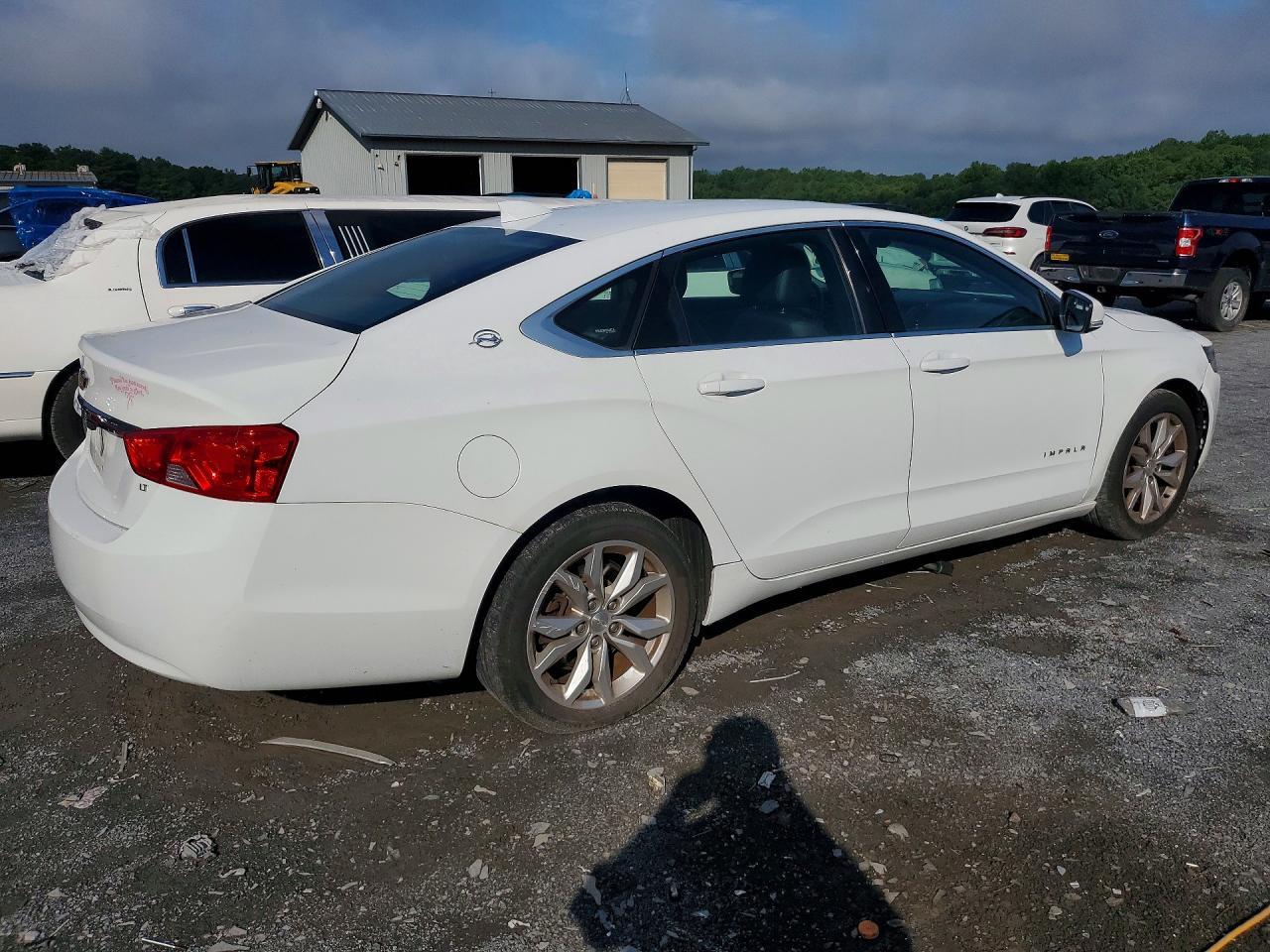 2017 Chevrolet Impala Lt - Фото 3