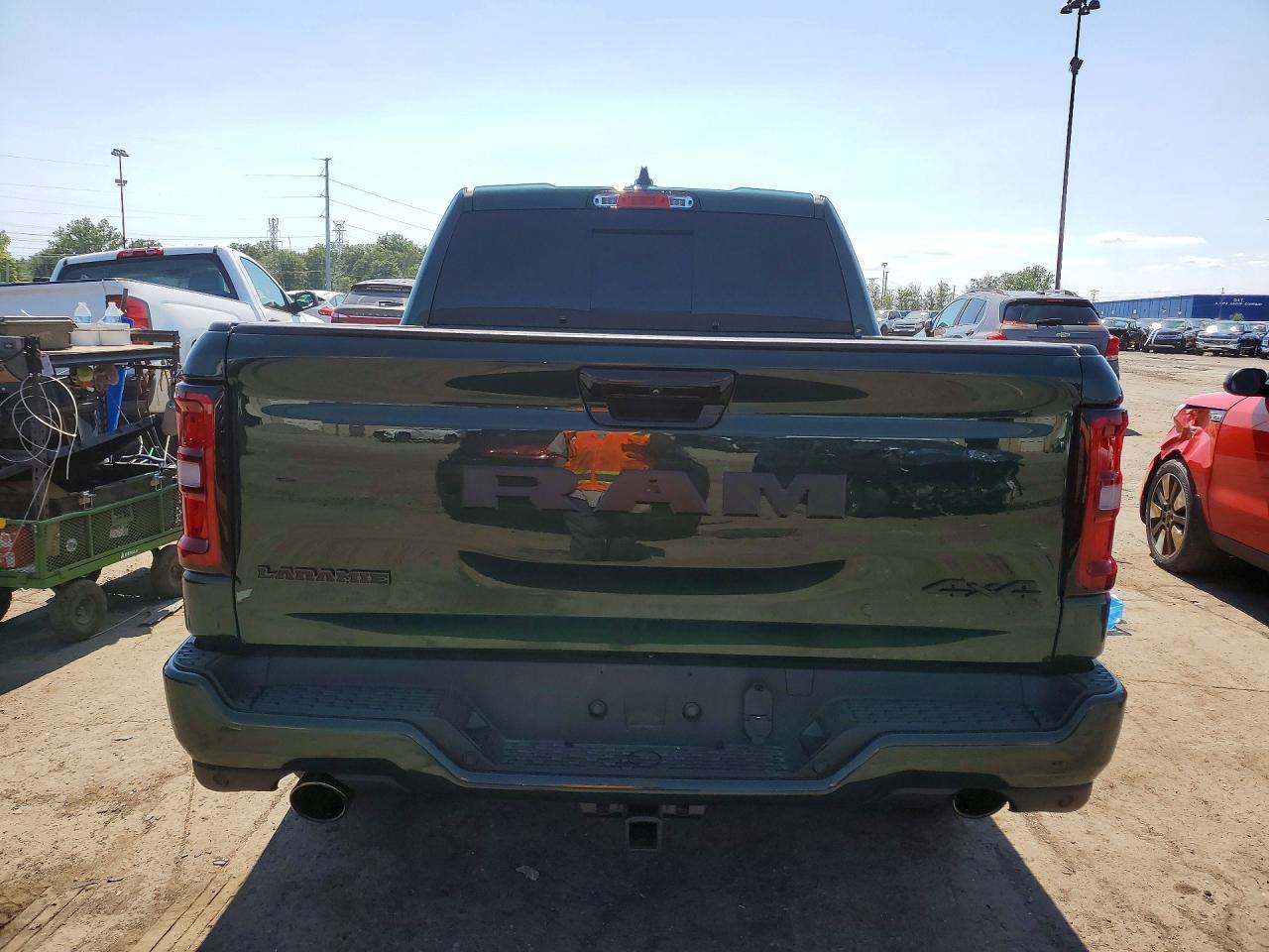2026 Ram 1500 Laramie - Фото 6