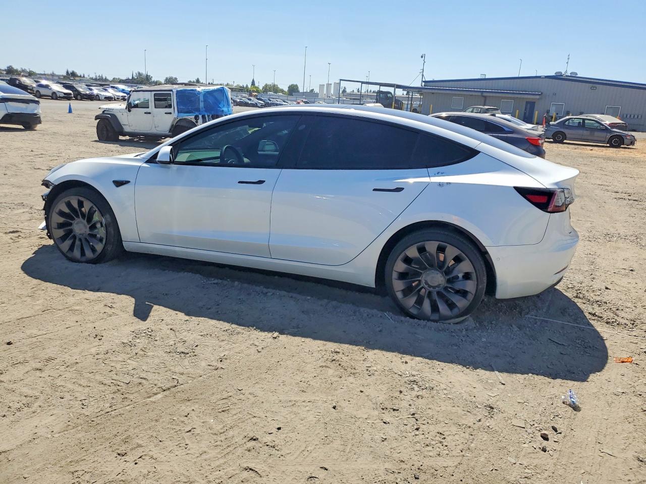 2022 Tesla Model 3 - Image 2