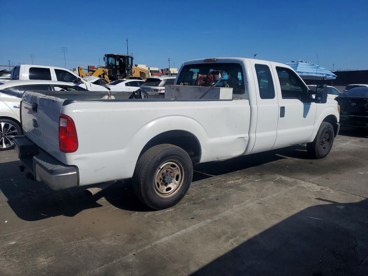 2014 Ford F250 Super Duty - Фото 3