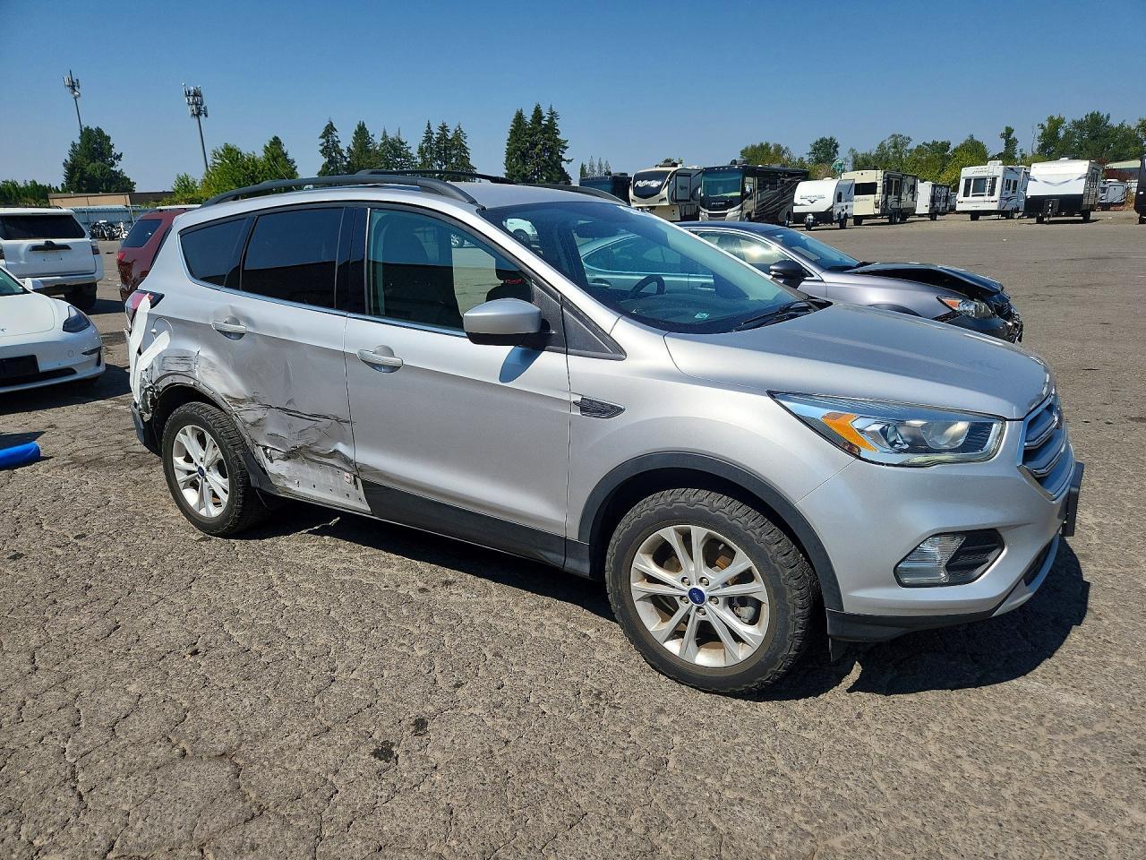 2017 Ford Escape Se - Фото 4