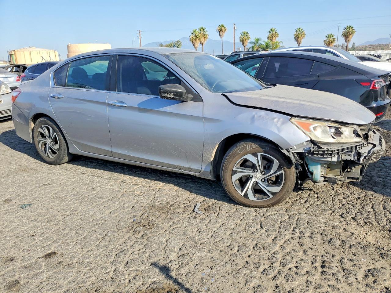 2017 Honda Accord Lx - Фото 4