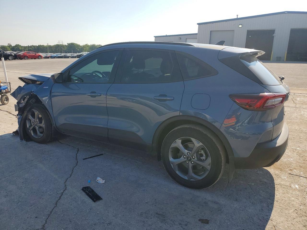 2025 Ford Escape St Line - Фото 2