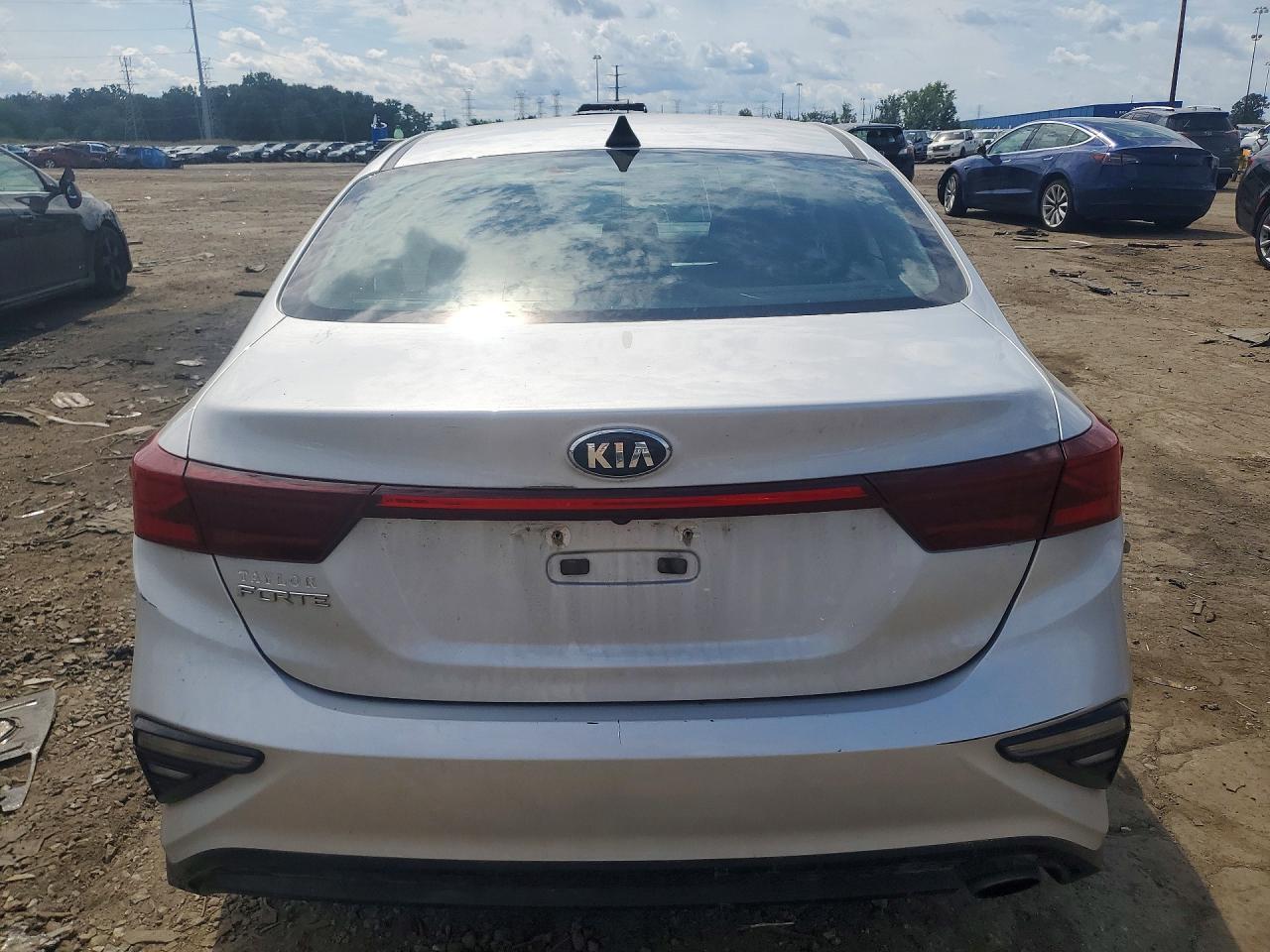 2020 Kia Forte Lxs - Image 6