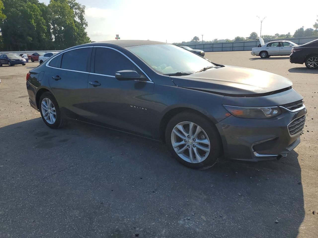 2017 Chevrolet Malibu Lt - Image 4