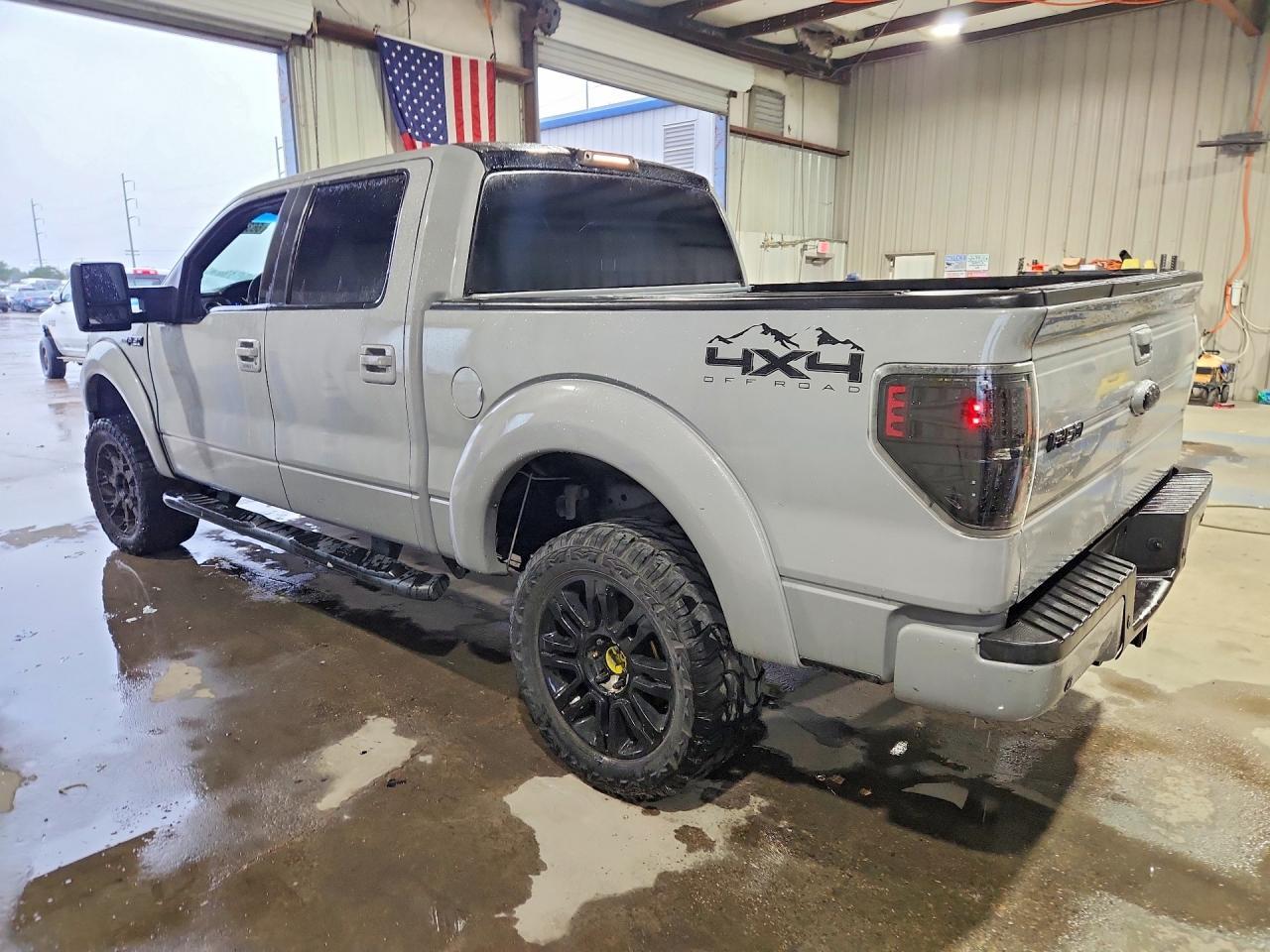 2014 Ford F150 Supercrew - Фото 2