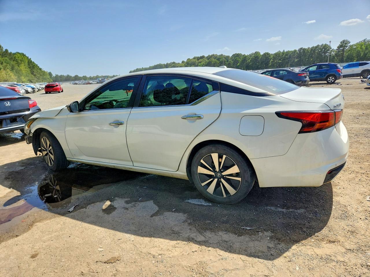 2021 Nissan Altima Sv - Фото 2