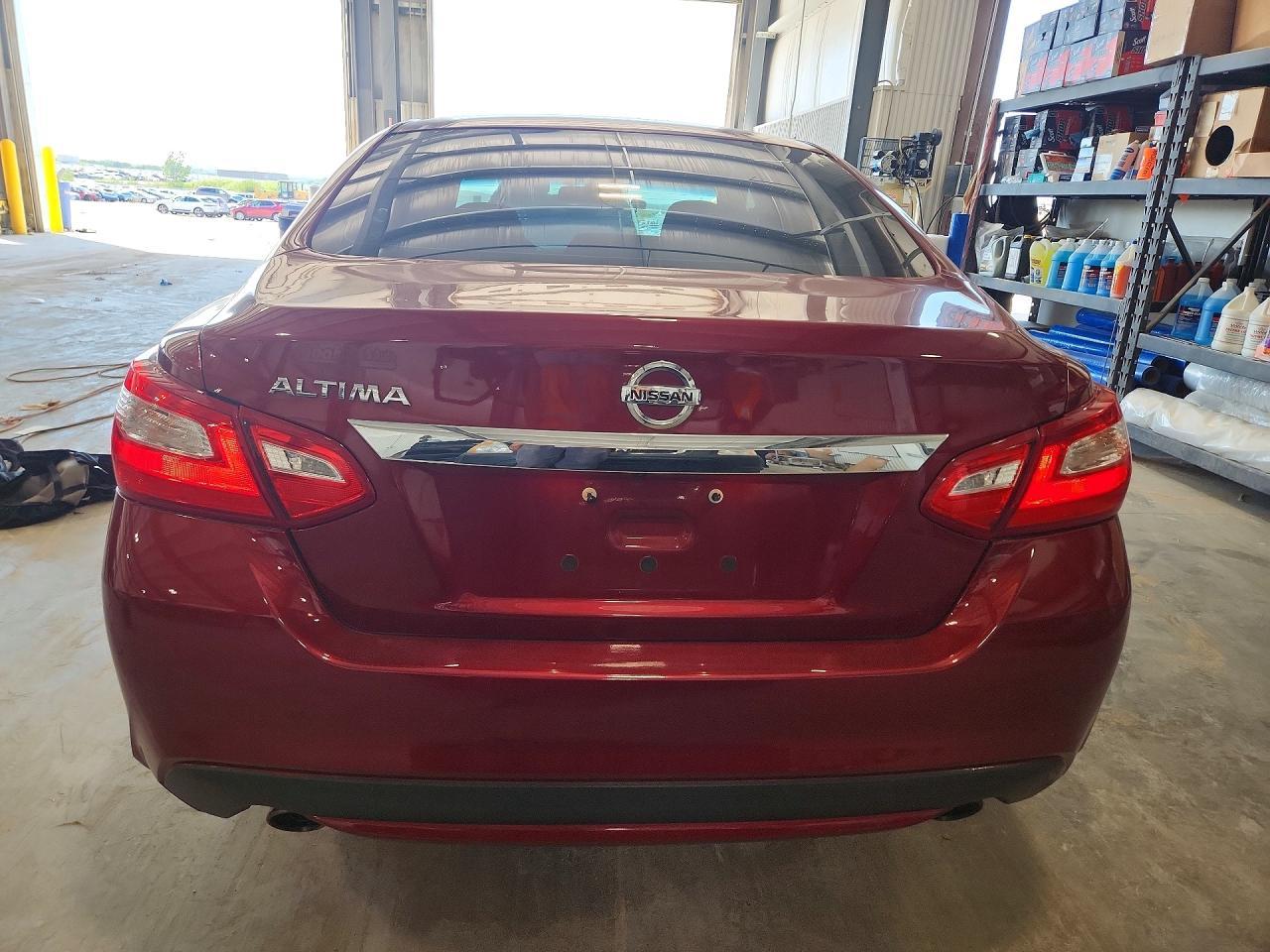 2017 Nissan Altima 2.5 S - Фото 6