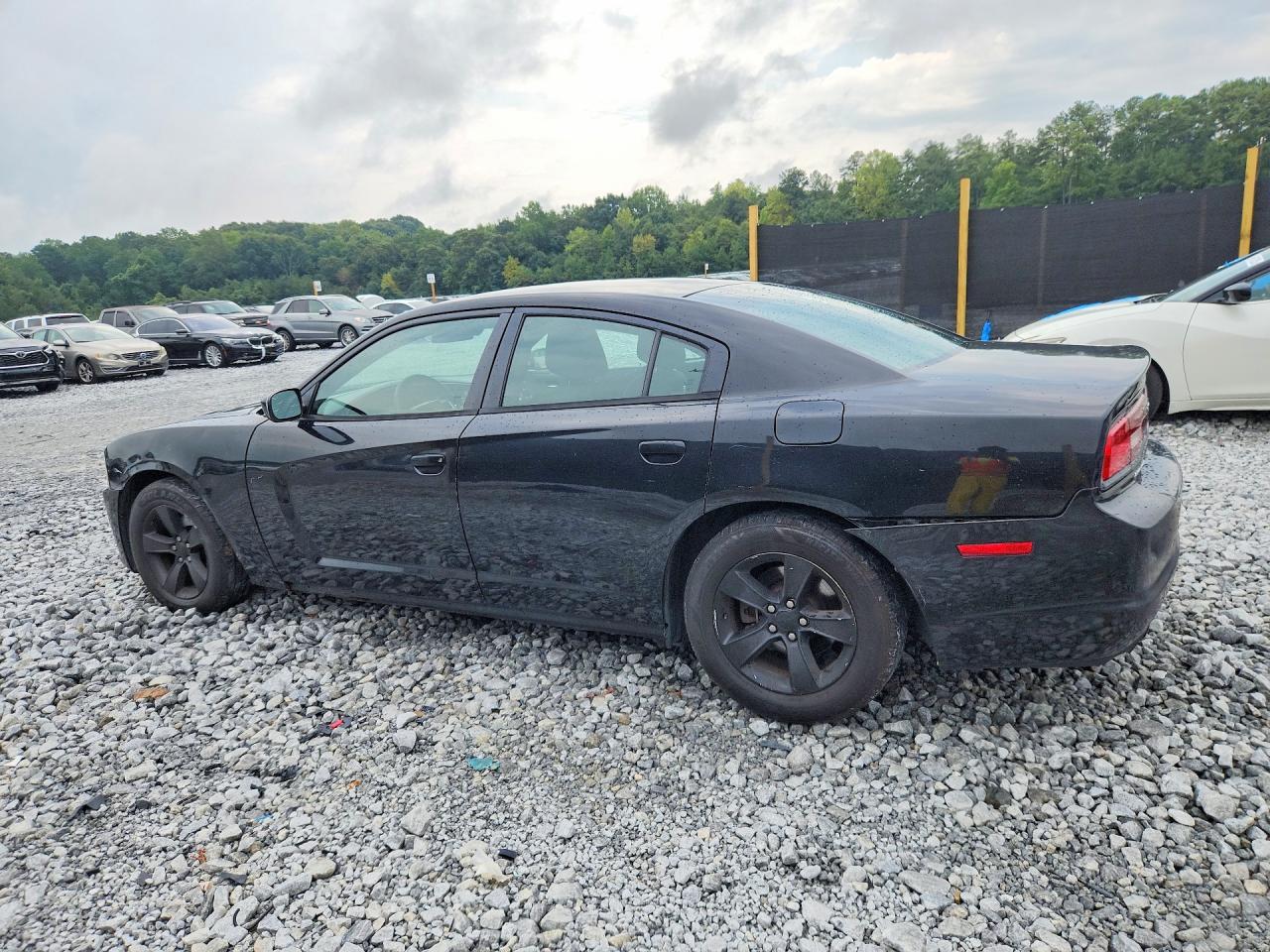 2013 Dodge Charger Se - Image 2