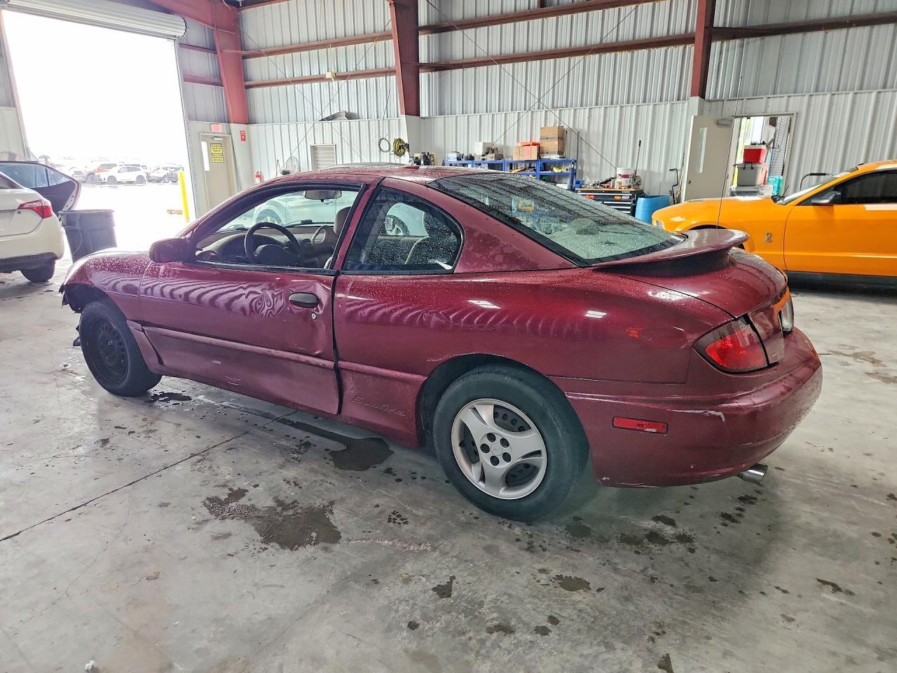 2005 Pontiac Sunfire - Фото 2