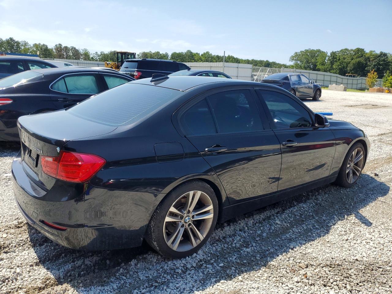 2013 BMW 328 I - Фото 3