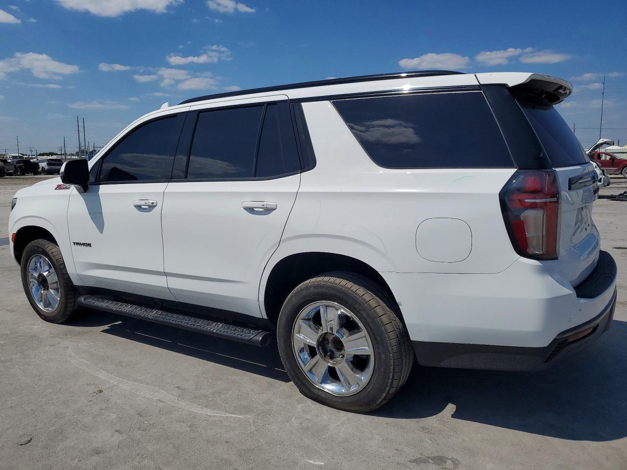 2022 Chevrolet Tahoe K1500 Z71 - Фото 2