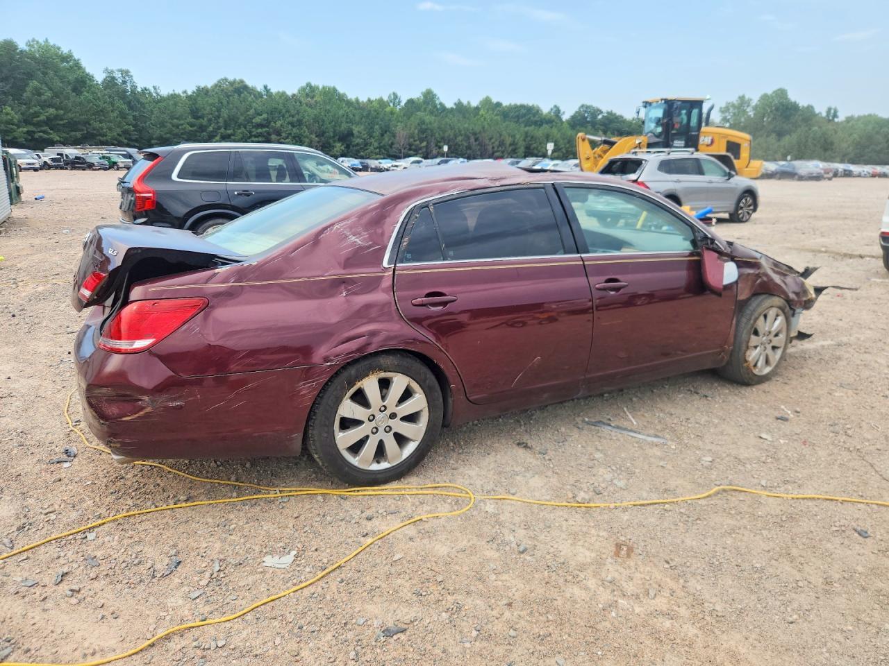2005 Toyota Avalon Xls - Image 3