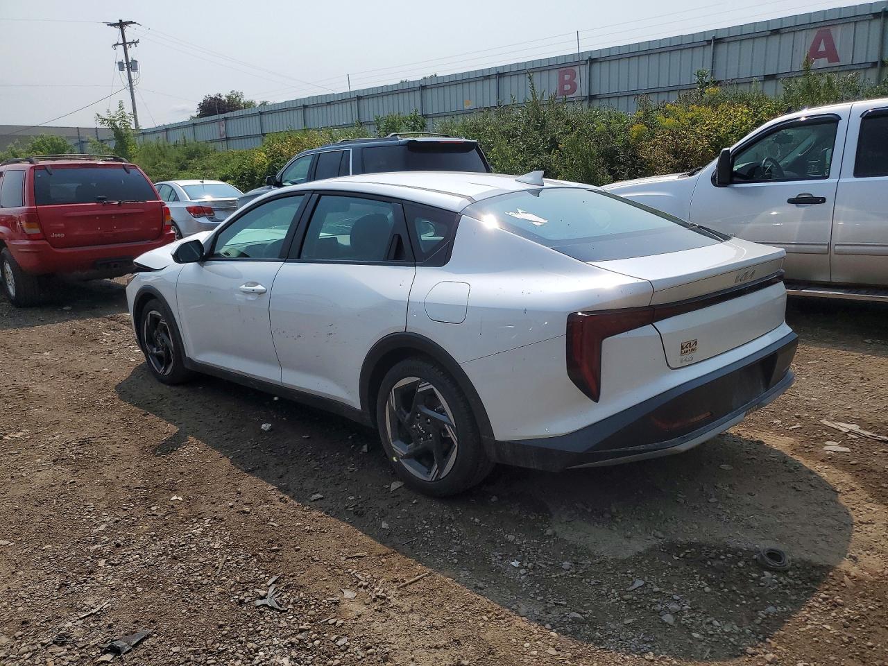 2025 Kia K4 Ex - Фото 2