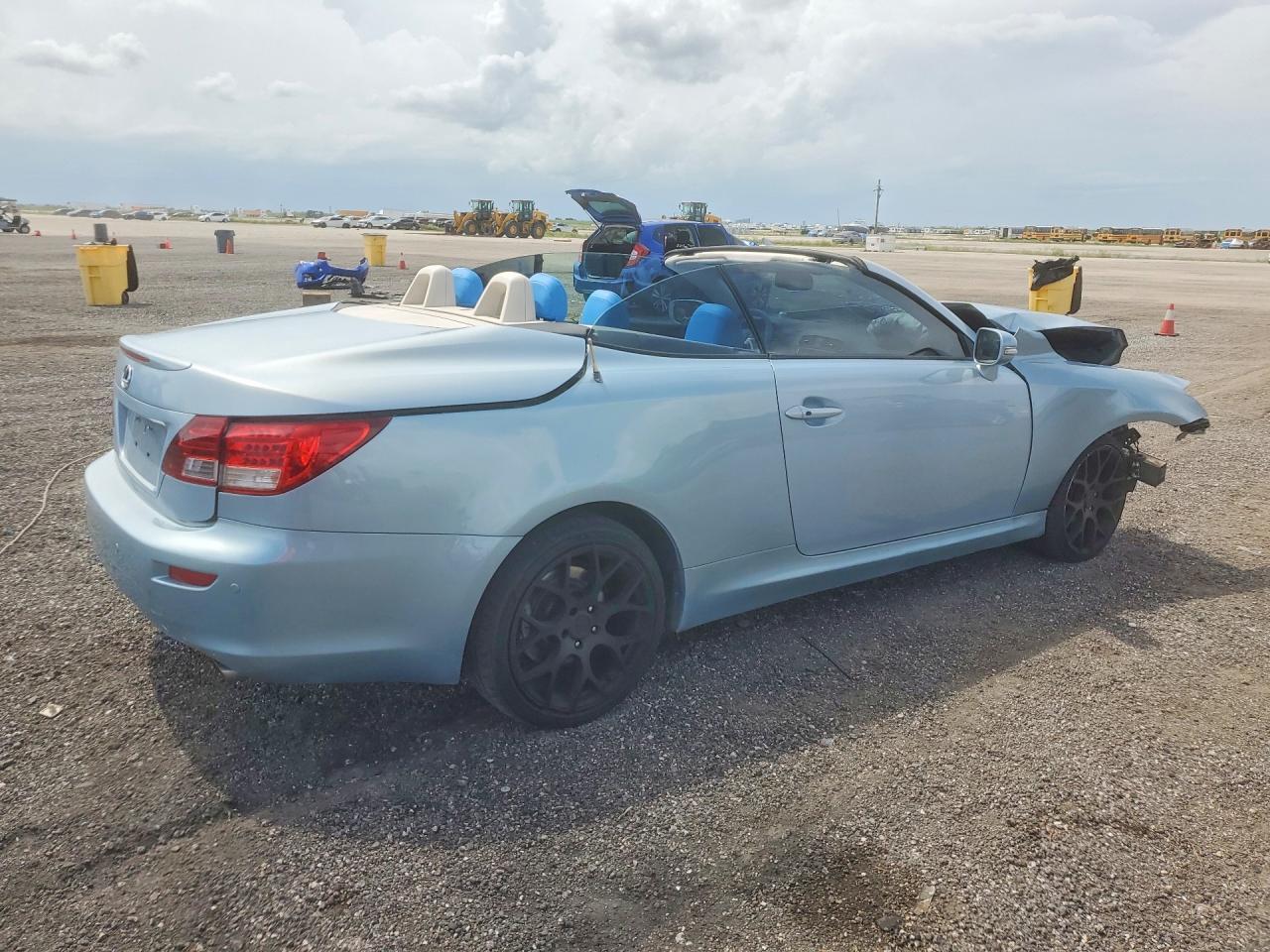 2010 Lexus Is 250C Base - Фото 3
