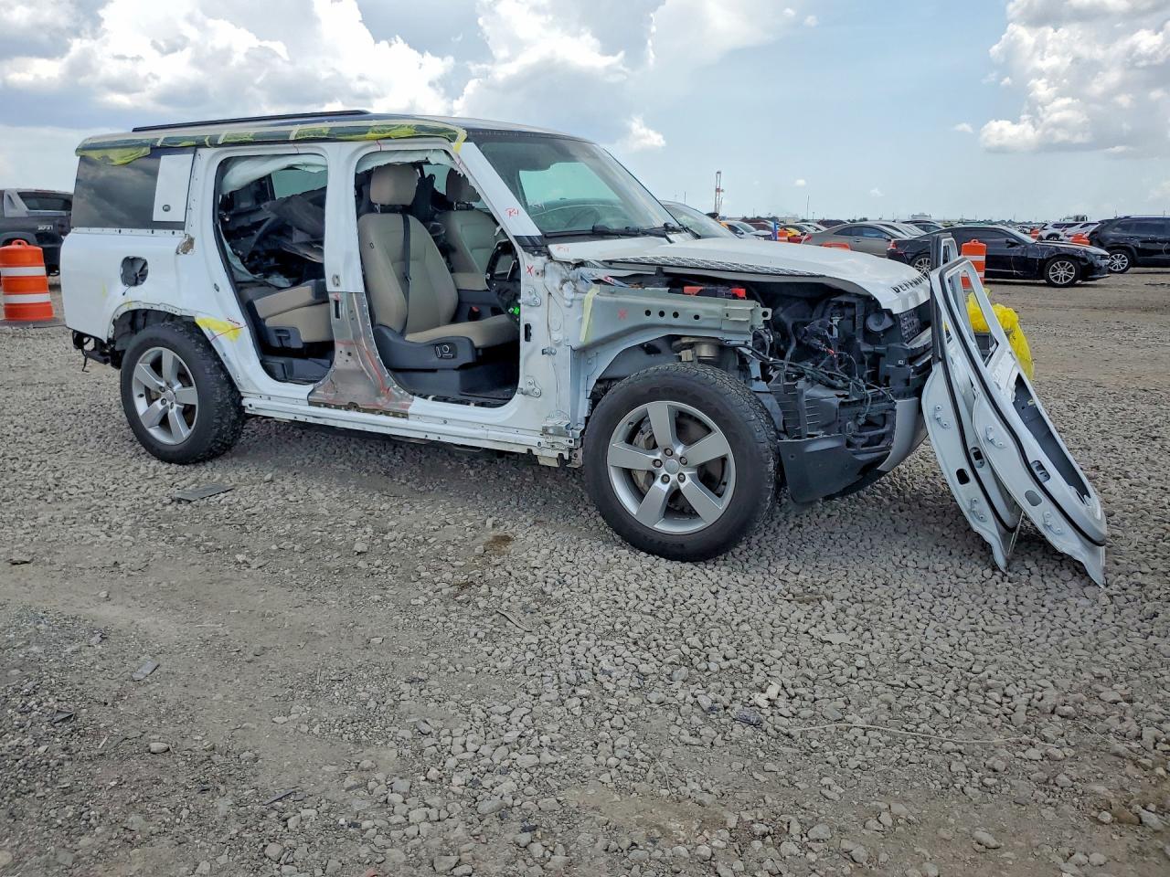 2023 Land Rover Defender 130 Se - Фото 4
