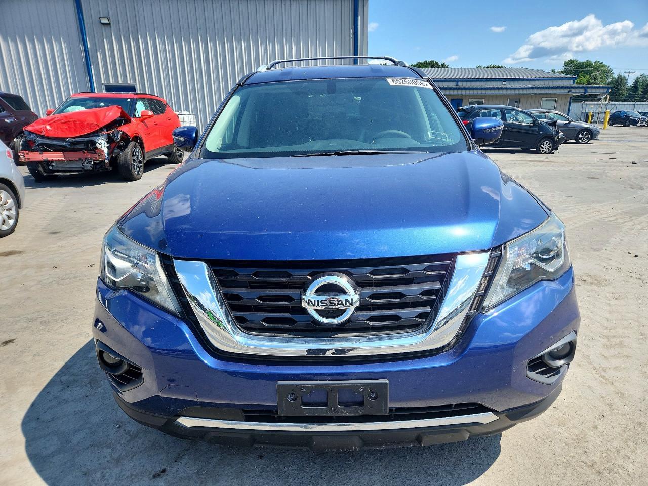 2017 Nissan Pathfinder Sl - Image 5