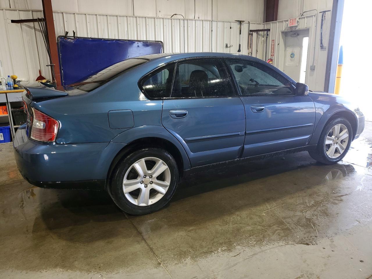 2005 Subaru Legacy Outback 3.0R - Фото 3