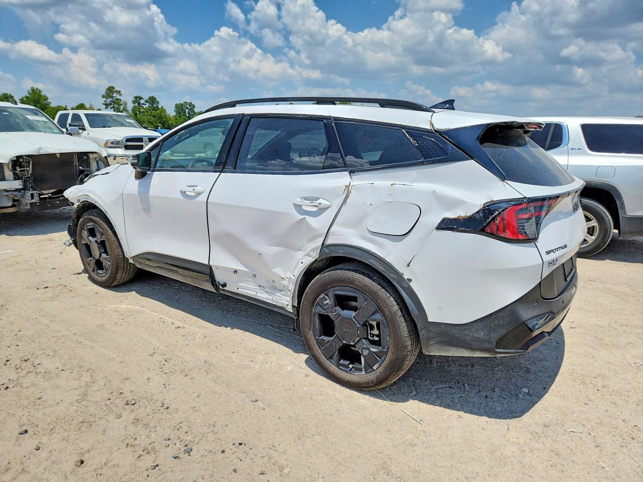 2026 Kia Sportage X Line - Фото 2