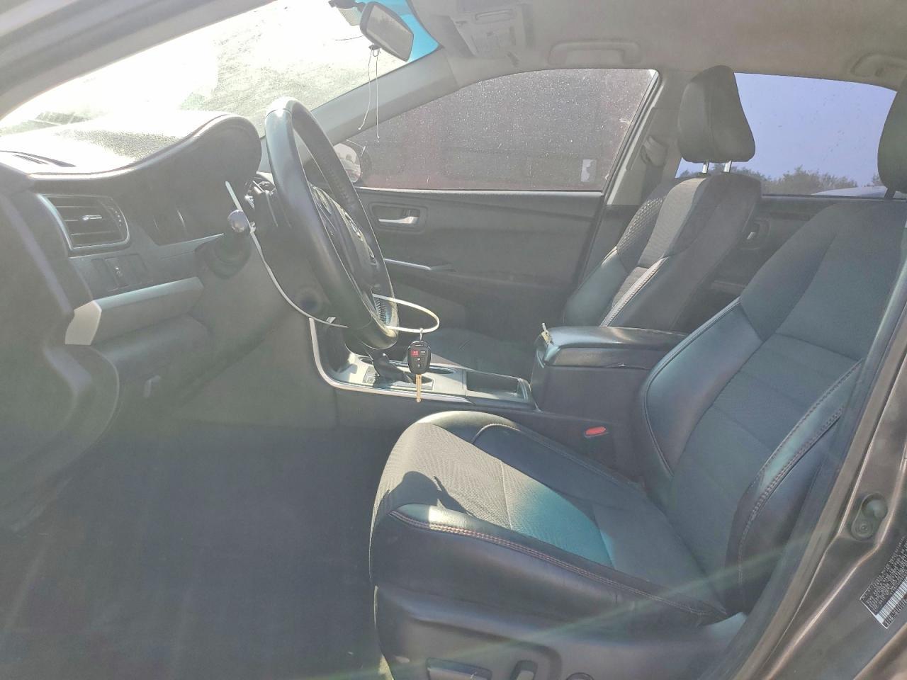 2015 Toyota Camry Se - Image 7